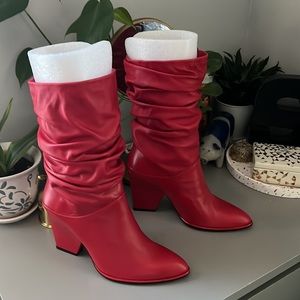 💥Gorgeous Stuart Weitzman Crush Scrunched Red Leather Boots💥